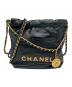 CHANEL（シャネル）の古着「CHANEL 22 LINE MINI マトラッセ チェーンショルダーバッグ」｜ブラック