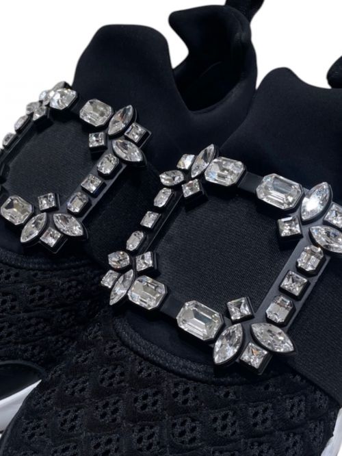 Roger Vivier（ロジェ ヴィヴィエ）Roger Vivier (ロジェ ヴィヴィエ) ヴィヴ ラン ファブリック スニーカー ブラック サイズ:35の古着・服飾アイテム
