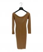 FENDIフェンディ）の古着「オフショルダー ミディドレス」｜ブラウン