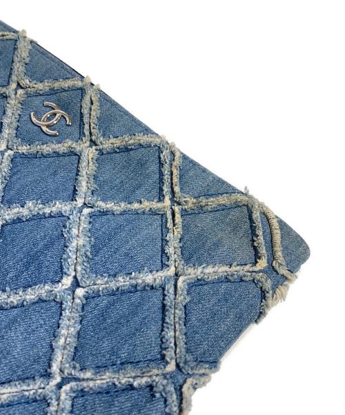 CHANEL（シャネル）CHANEL (シャネル) マトラッセ デニムクラッチバッグ スカイブルー サイズ:-の古着・服飾アイテム