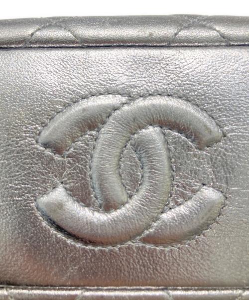 CHANEL（シャネル）CHANEL (シャネル) マトラッセ がま口チェーンショルダーバッグ シルバーの古着・服飾アイテム
