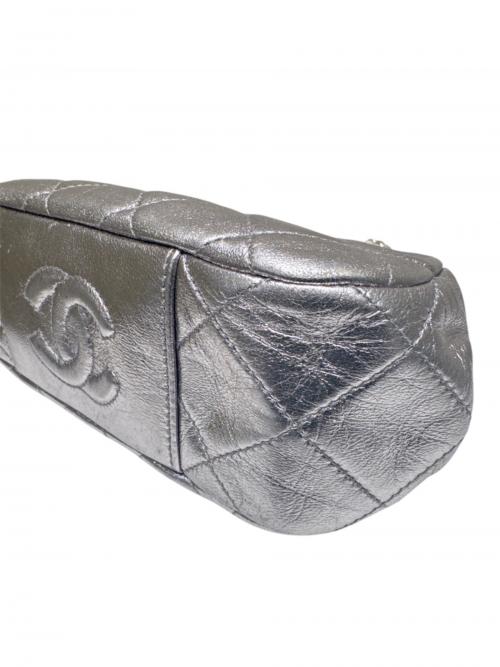 CHANEL（シャネル）CHANEL (シャネル) マトラッセ がま口チェーンショルダーバッグ シルバーの古着・服飾アイテム