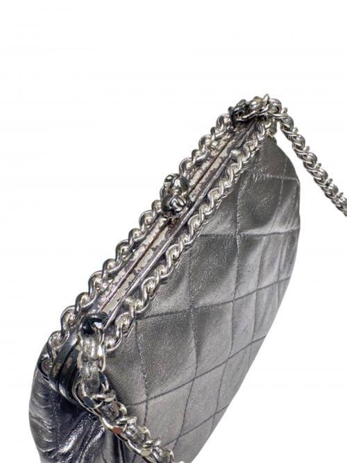 CHANEL（シャネル）CHANEL (シャネル) マトラッセ がま口チェーンショルダーバッグ シルバーの古着・服飾アイテム