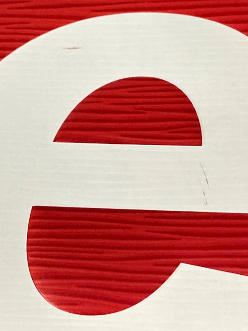 LOUIS VUITTON（ルイ ヴィトン）LOUIS VUITTON (ルイ ヴィトン) SUPREME (シュプリーム) クラッチバッグ レッド サイズ:-の古着・服飾アイテム