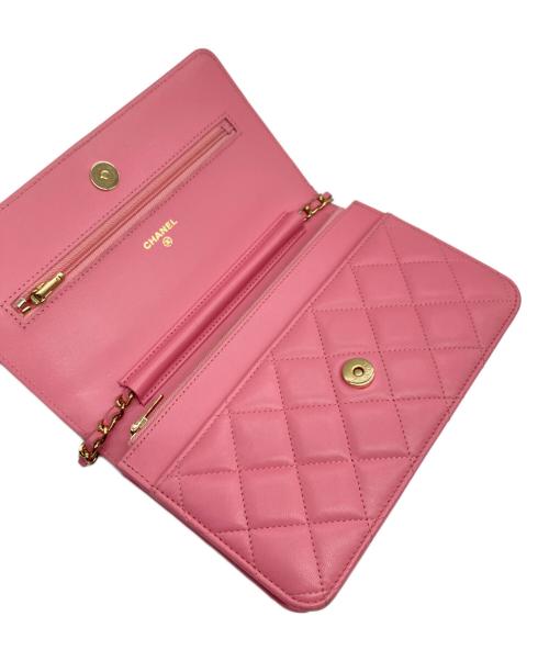CHANEL（シャネル）CHANEL (シャネル) マトラッセ/シチェーンウォレット ピンクの古着・服飾アイテム