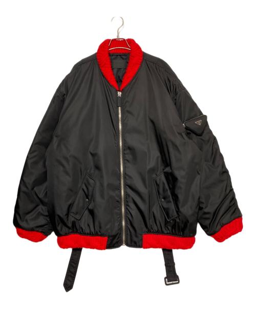 PRADA（プラダ）PRADA (プラダ) RE-NYLONベルテッドボンバージャケット ブラック×レッド サイズ:Mの古着・服飾アイテム