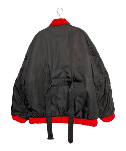 PRADA（プラダ）PRADA (プラダ) RE-NYLONベルテッドボンバージャケット ブラック×レッド サイズ:Mの古着・服飾アイテム