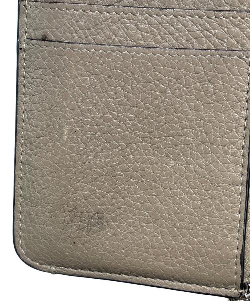 FENDI（フェンディ）FENDI (フェンディ) コインケース ベージュ サイズ:-の古着・服飾アイテム