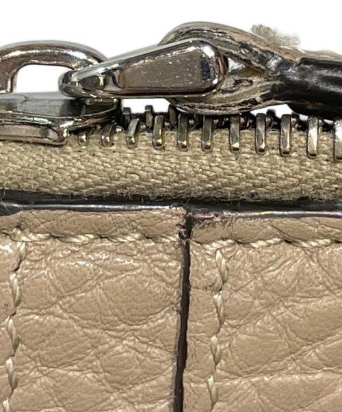 FENDI（フェンディ）FENDI (フェンディ) コインケース ベージュ サイズ:-の古着・服飾アイテム