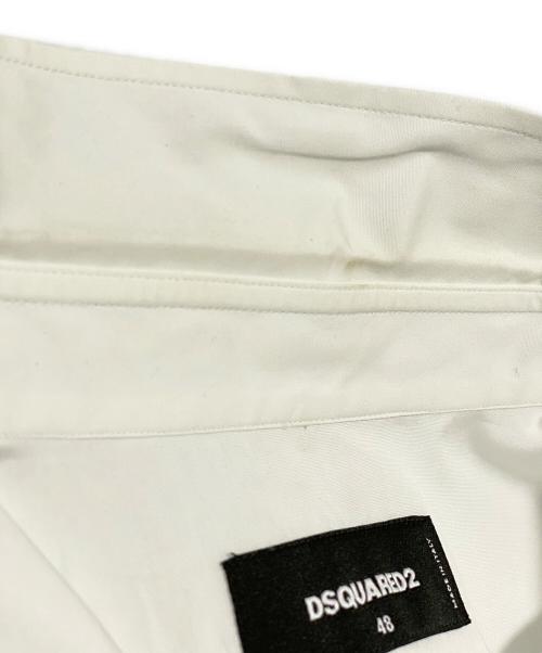 DSQUARED2（ディースクエアード）DSQUARED2 (ディースクエアード) デザインシャツ ホワイト サイズ:48の古着・服飾アイテム
