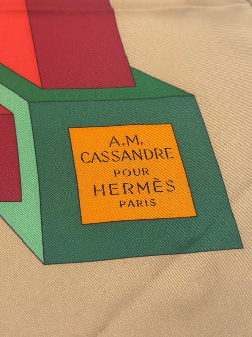 HERMES（エルメス）HERMES (エルメス) カレ90 A.M.CASSANDRE ベージュ サイズ:90の古着・服飾アイテム