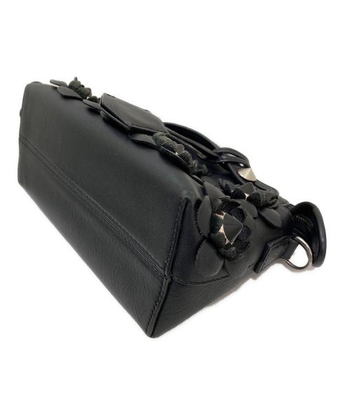 FENDI（フェンディ）FENDI (フェンディ) By The Way Mini Flowers Satchel Bag ブラック×シルバー サイズ:ミニの古着・服飾アイテム