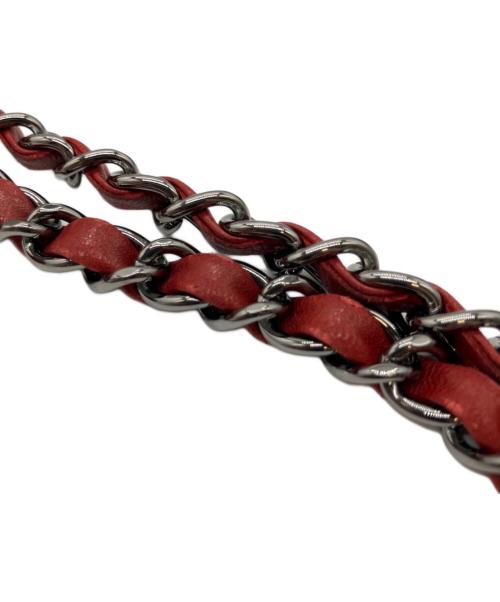 CHANEL（シャネル）CHANEL (シャネル) ミニ マトラッセ トレンディCC チェーンショルダーバッグ レッド×シルバー金具 サイズ:ミニの古着・服飾アイテム