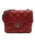CHANEL（シャネル）の古着「ミニ マトラッセ トレンディCC チェーンショルダーバッグ」｜レッド×シルバー金具