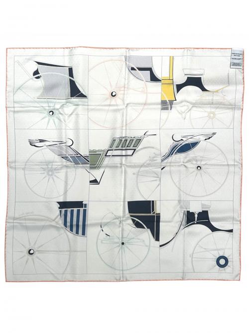 HERMES（エルメス）HERMES (エルメス) カレ70《ア・トゥ・ベルリンヌ》アイレット・キュイール シルバー/コライユ/イエロー サイズ:70の古着・服飾アイテム