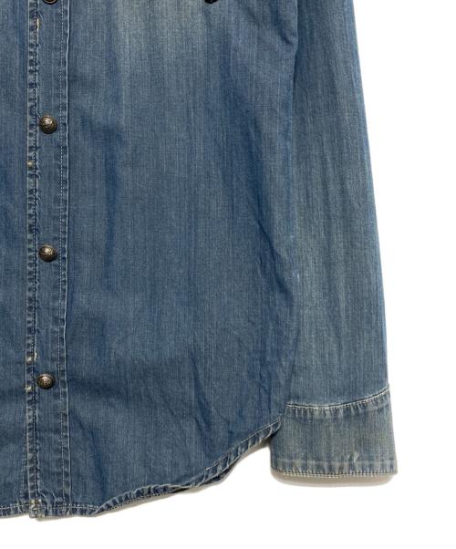 BALMAIN（バルマン）BALMAIN (バルマン) BALMAIN DENIM SHIRT/ロゴワッペンデニムシャツ インディゴ サイズ:37の古着・服飾アイテム