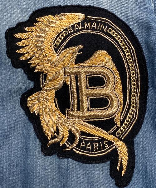 BALMAIN（バルマン）BALMAIN (バルマン) BALMAIN DENIM SHIRT/ロゴワッペンデニムシャツ インディゴ サイズ:37の古着・服飾アイテム