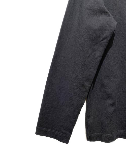 Ferragamo（フェラガモ）Ferragamo (フェラガモ) L/Sカットソー ブラック×レッド サイズ:Mの古着・服飾アイテム