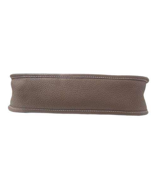 HERMES（エルメス）HERMES (エルメス) エブリン PM/シルバー金具/トリヨンクレマンス/エトゥープ/ブラウン系/Ｊ□Ｎ刻印 エトゥープ×シルバー金具 サイズ:PMの古着・服飾アイテム
