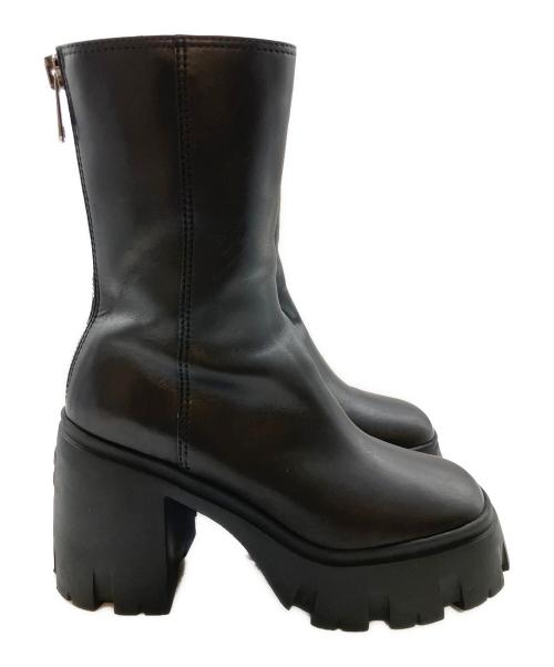 MIU MIU（ミュウミュウ）MIU MIU (ミュウミュウ) バッグロゴ厚底ブーツ ブラック サイズ:36の古着・服飾アイテム
