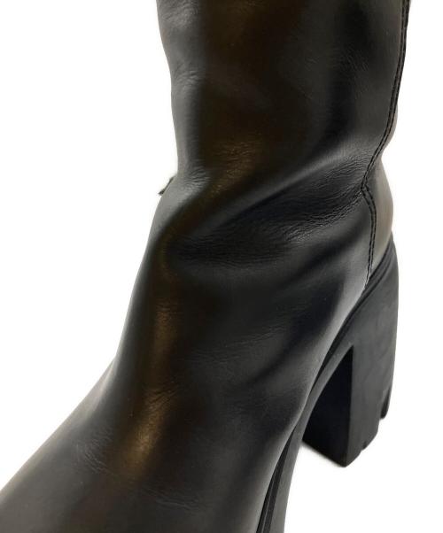 MIU MIU（ミュウミュウ）MIU MIU (ミュウミュウ) バッグロゴ厚底ブーツ ブラック サイズ:36の古着・服飾アイテム