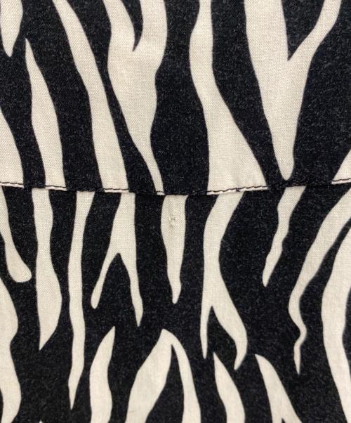 CELINE（セリーヌ）CELINE (セリーヌ) ゼブラ柄 オープンカラー半袖シャツ ブラック×ホワイト サイズ:38の古着・服飾アイテム
