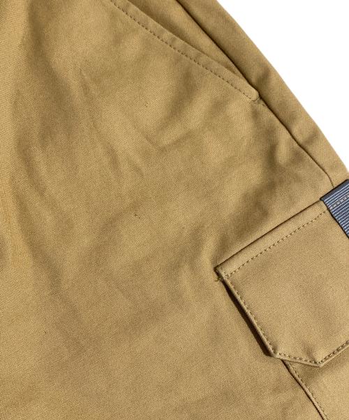 LOEWE（ロエベ）LOEWE (ロエベ) NATURE COTTON TWILL CARGO SHORTS ベージュ サイズ:44の古着・服飾アイテム
