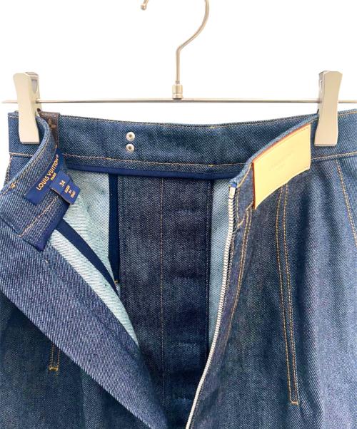 LOUIS VUITTON（ルイ ヴィトン）LOUIS VUITTON (ルイ ヴィトン) LVアシンメトリックデニムスカート サイズ:34の古着・服飾アイテム