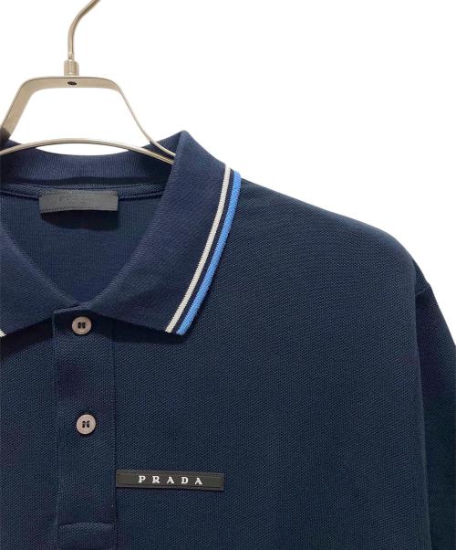 PRADA（プラダ）PRADA (プラダ) ロゴショートスリーブポロシャツ ネイビー×スカイブルー サイズ:XXLの古着・服飾アイテム