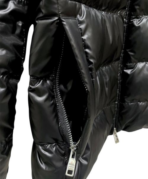 PRADA（プラダ）PRADA (プラダ) トライアングルロゴダウンジャケット ブラック サイズ:36の古着・服飾アイテム