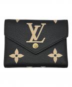 LOUIS VUITTONルイ ヴィトン）の古着「ポルトフォイユ・ヴィクトリーヌ」｜ブラック×ベージュ