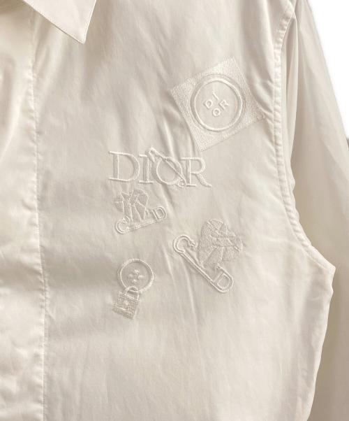 Dior（ディオール）Dior (ディオール) JUDY BLAME (ジュディブレイム) 20AW マルチロゴエンブロイダリーシャツ ホワイト サイズ:37の古着・服飾アイテム
