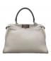 FENDI (フェンディ) ピーカブ・ミディアム ベージュ×ブラック サイズ:ミディアム：180000円