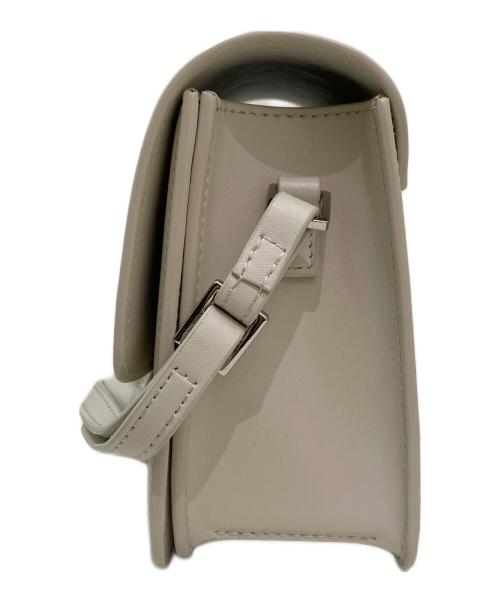 VASIC（ヴァジック）VASIC (ヴァジック) CITY MINI MINI アイボリーの古着・服飾アイテム