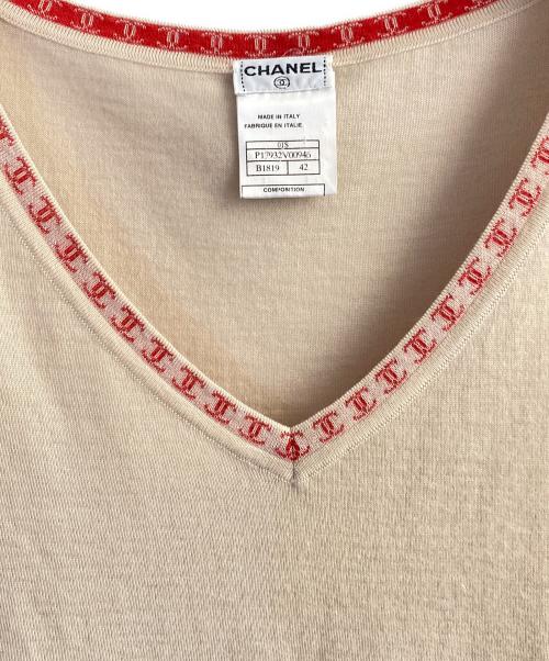 CHANEL（シャネル）CHANEL (シャネル) カシミヤニットベスト ベージュ×レッド サイズ:42の古着・服飾アイテム