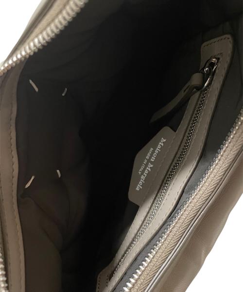 Maison Margiela（メゾンマルジェラ）Maison Margiela (メゾンマルジェラ) GRAMSLAM HOBO SMALL/グラムスラム ホーボー スモール ベージュ サイズ:スモールの古着・服飾アイテム