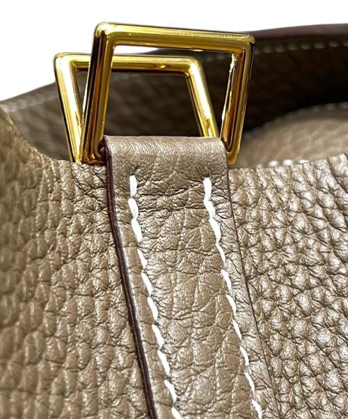 HERMES（エルメス）HERMES (エルメス) ピコタンロックMM エトゥープ×ゴールド金具 サイズ:MMの古着・服飾アイテム