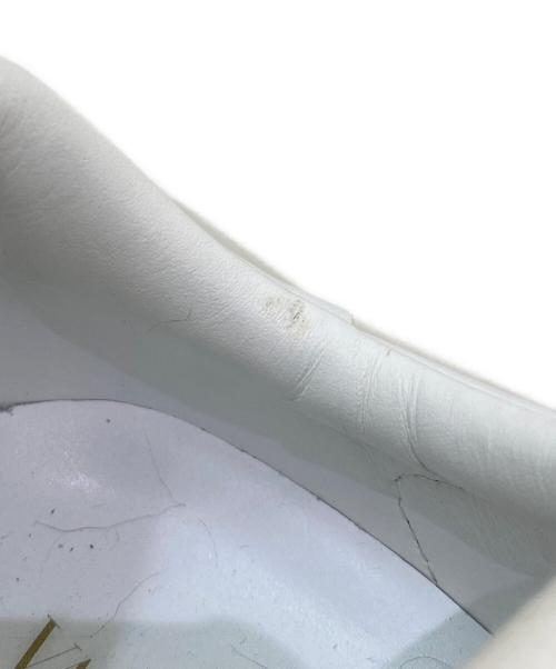 VALENTINO（ヴァレンティノ）VALENTINO (ヴァレンティノ) ロックスタッズスニーカー ホワイト×ゴールド サイズ:35の古着・服飾アイテム