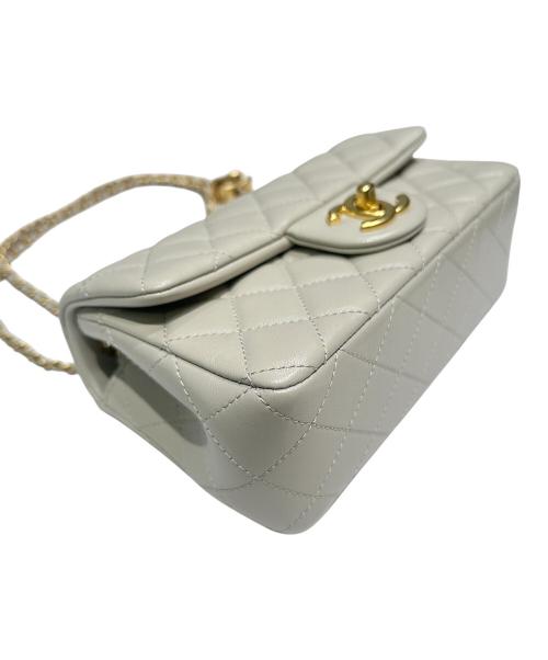 CHANEL（シャネル）CHANEL (シャネル) ミニ フラップ バッグ/ゴールド金具 グレー×ゴールド金具 サイズ:20の古着・服飾アイテム