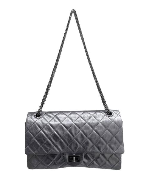 CHANEL（シャネル）CHANEL (シャネル) 2.55 マトラッセダブルフラップショルダーバッグ シルバー サイズ:-の古着・服飾アイテム