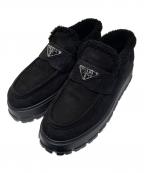 PRADAプラダ）の古着「トライアングルロゴムートンシューズ」｜ブラック