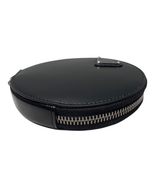 PRADA（プラダ）PRADA (プラダ) トライアングルロゴサークルポーチ ブラック×シルバー金具の古着・服飾アイテム