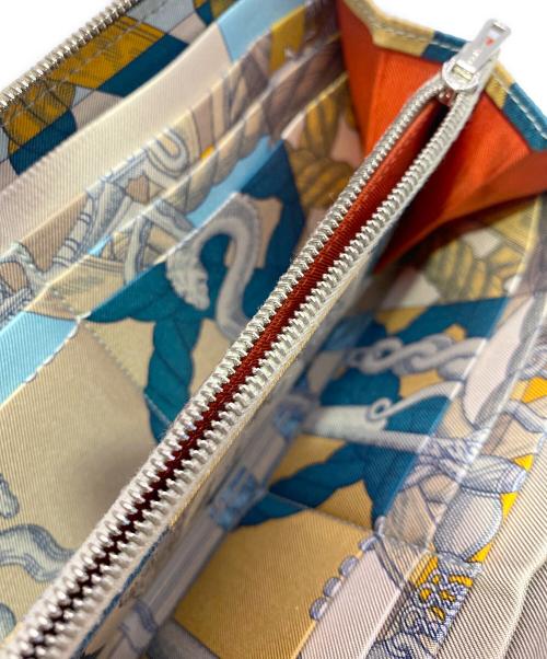 HERMES（エルメス）HERMES (エルメス) アザップロングシルクイン/長財布 エトゥープの古着・服飾アイテム