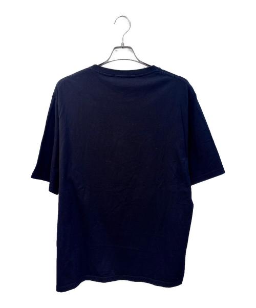 LOEWE（ロエベ）LOEWE (ロエベ) アナグラムロゴ刺繍 Tシャツ / スプレーペイント風 ブラック×ピンク サイズ:XLの古着・服飾アイテム