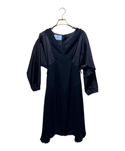 PRADA（プラダ）PRADA (プラダ) ベルテッドサイドプリーツワンピース ブラック サイズ:36の古着・服飾アイテム