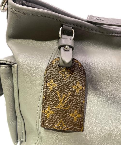 LOUIS VUITTON（ルイ ヴィトン）LOUIS VUITTON (ルイ ヴィトン) キャリーオール・カーゴ バイブ PM グレー サイズ:PMの古着・服飾アイテム