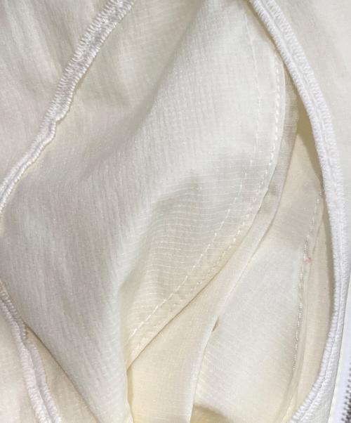 CHANEL（シャネル）CHANEL (シャネル) ココマークナイロンフーデッドジャケット アイボリー サイズ:38の古着・服飾アイテム