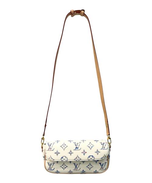 LOUIS VUITTON（ルイ ヴィトン）LOUIS VUITTON (ルイ ヴィトン) ウォレット オン チェーン・アイビー ホワイトの古着・服飾アイテム