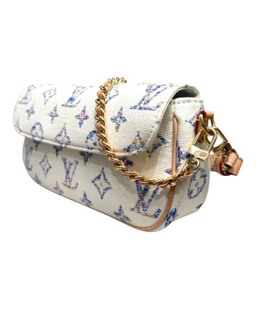 LOUIS VUITTON（ルイ ヴィトン）LOUIS VUITTON (ルイ ヴィトン) ウォレット オン チェーン・アイビー ホワイトの古着・服飾アイテム