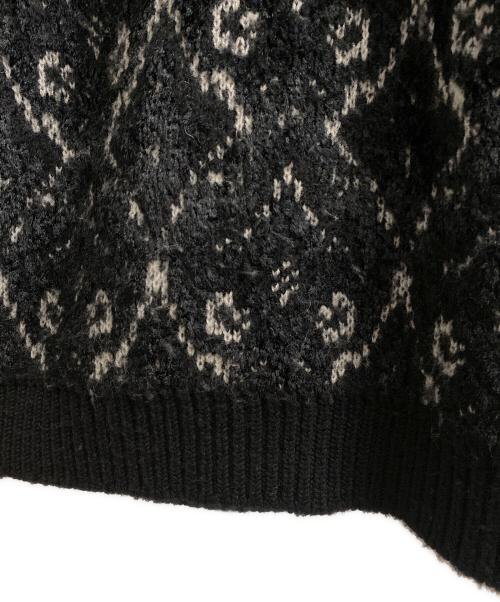 JUNYA WATANABE COMME des GARCONS（(ジュンヤワタナベ コムデギャルソン）JUNYA WATANABE COMME des GARCONS (ジュンヤワタナベ コムデギャルソン) 18AW Vネックニット ブラック×ホワイト サイズ:Mの古着・服飾アイテム